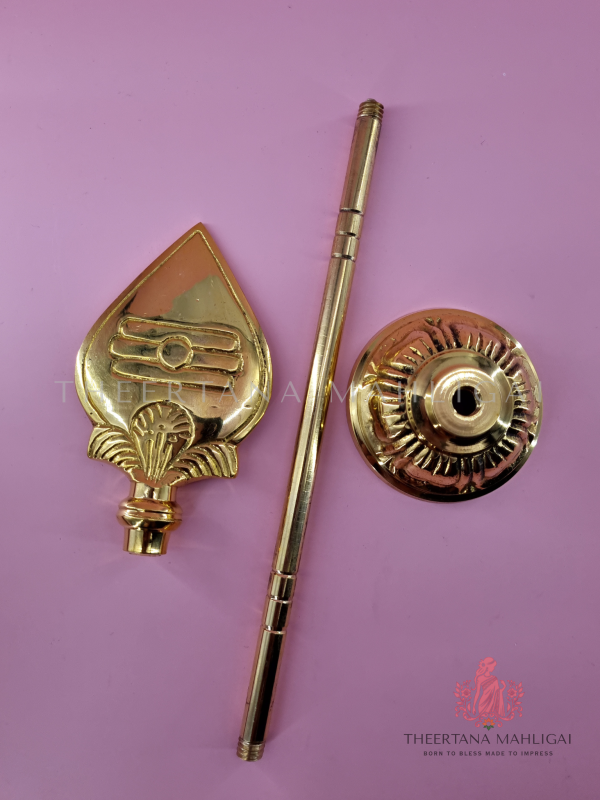 18 inches (1 Feet) - Divine Brass Murugan Vel with Dismantleable Stand - Image 3