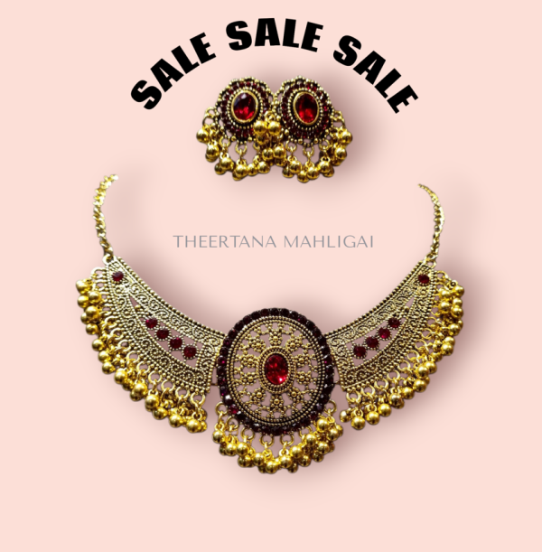 Red Arabian style Round Pendant with Gold Drops